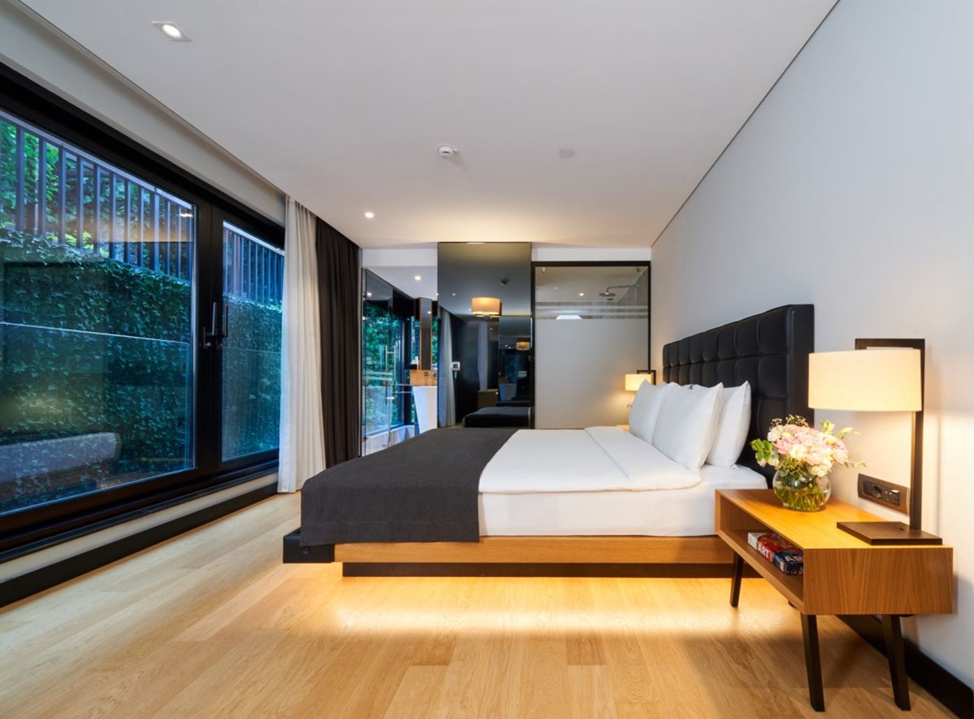 Metropolitan-Hotels-Bosphorus-Room-17