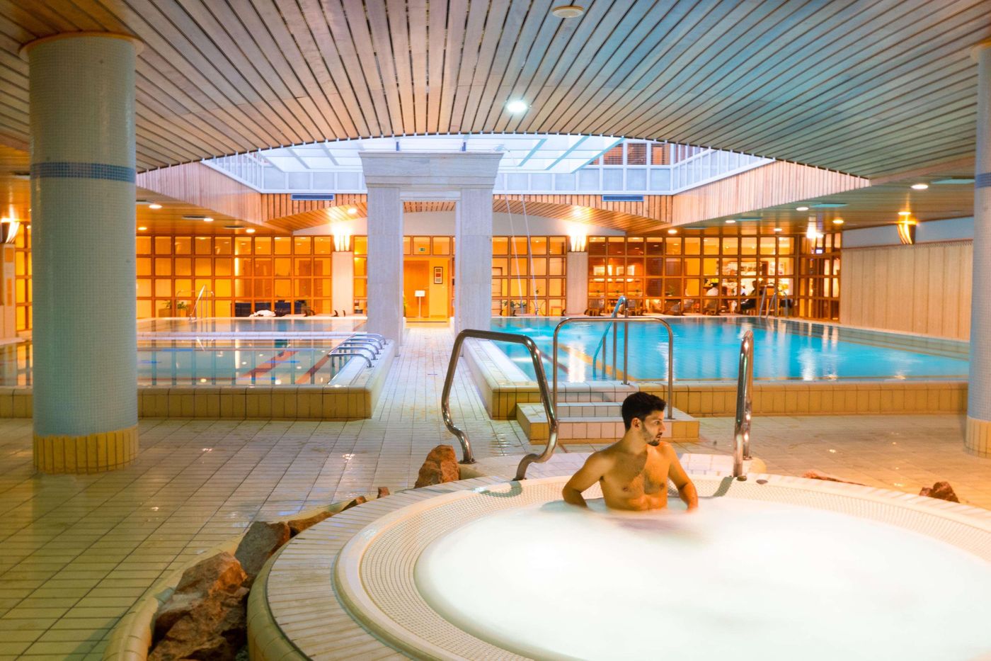 Verdi-Budapest-Aquincum-Pool-44