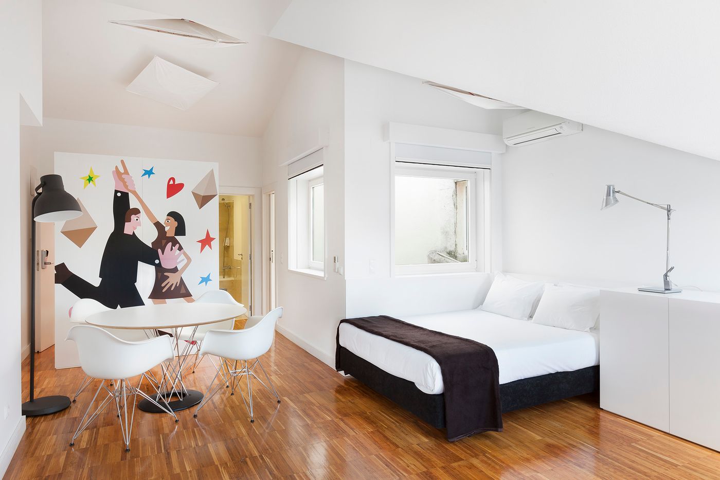 Hello-Lisbon-Bairro-Alto-Room-17