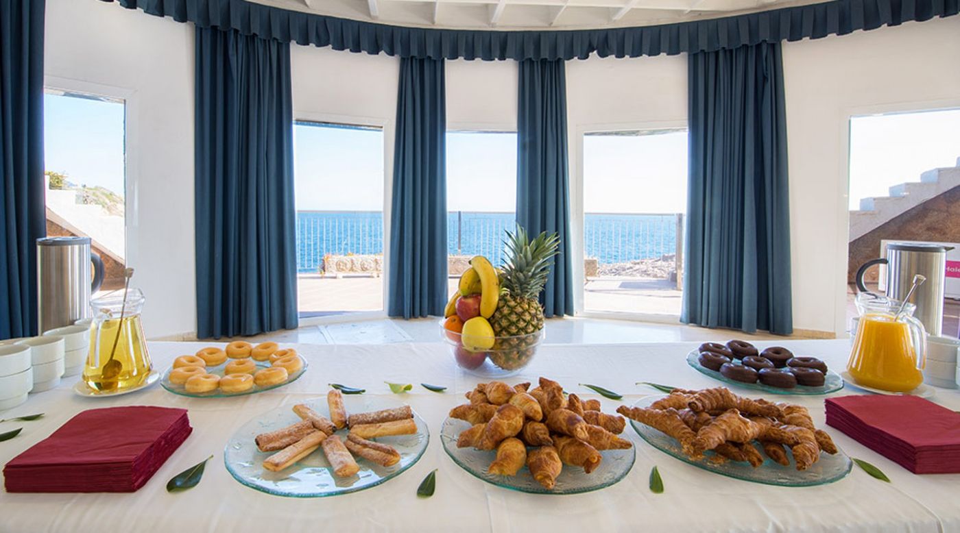 Eden-Roc-Conferences-45