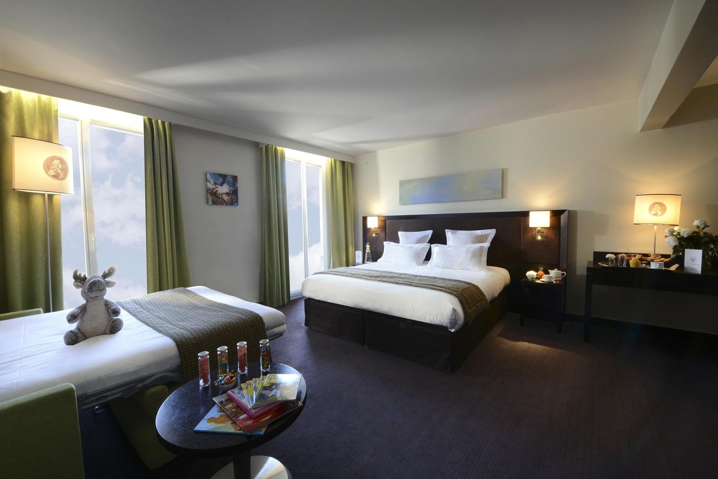 Le-Versailles-Room-18