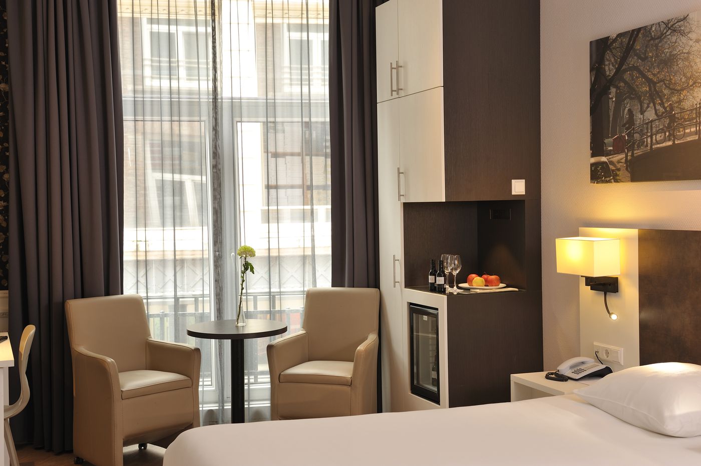 Amsterdam-De-Roode-Leeuw-Room-27