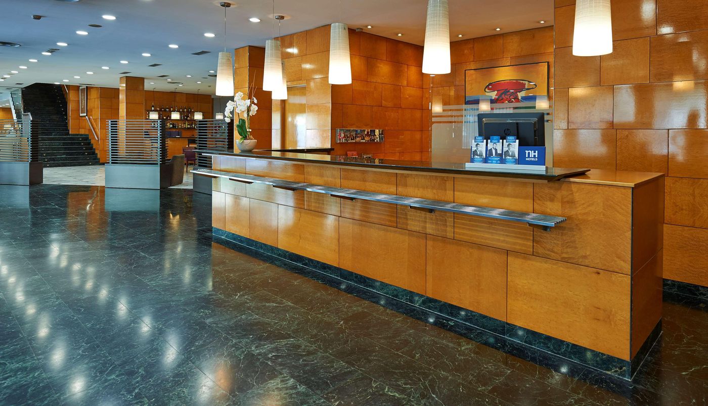 Nh-Ciutat-De-Reus-Lobby-26
