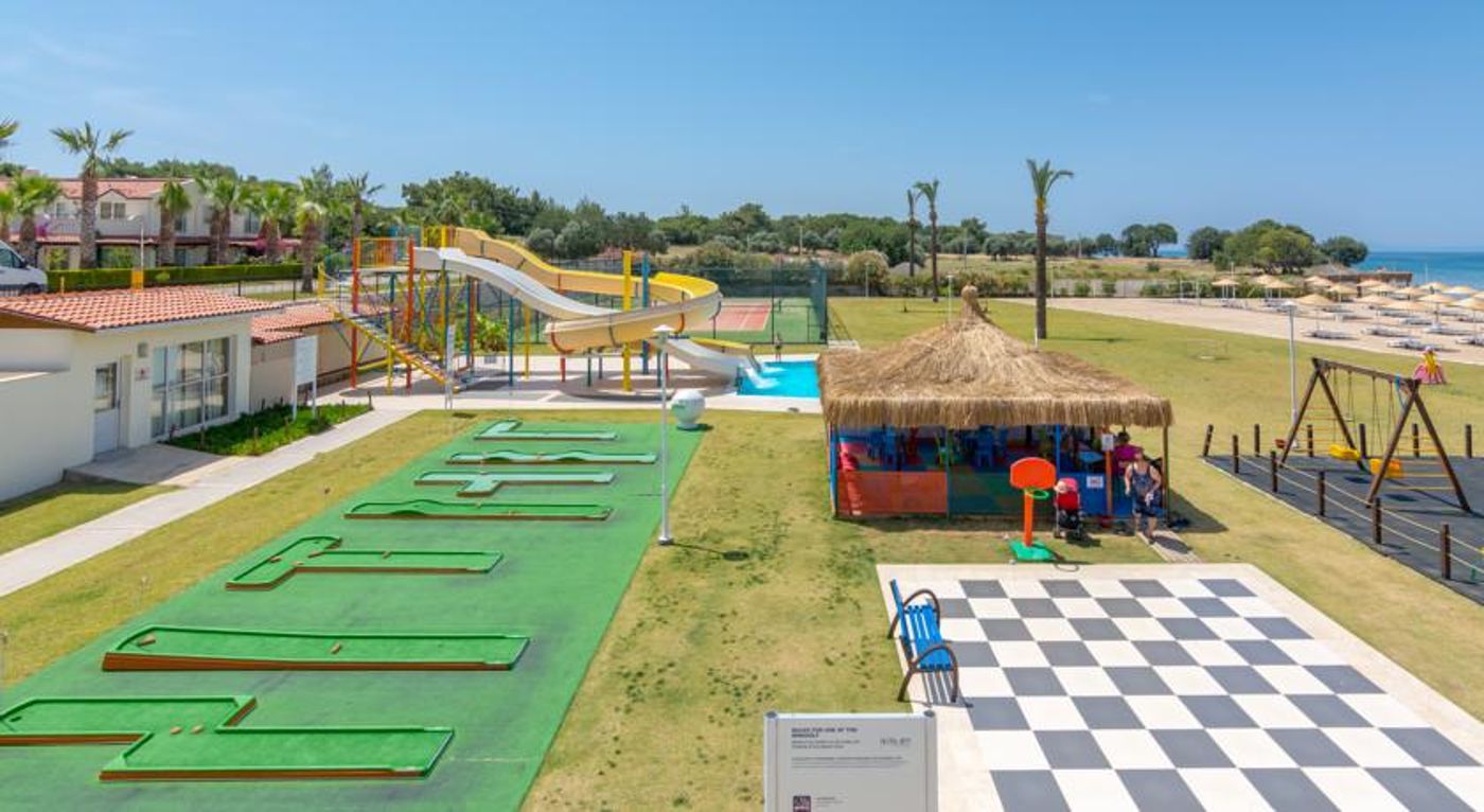 CLC Apollonium Spa & Beach Resort