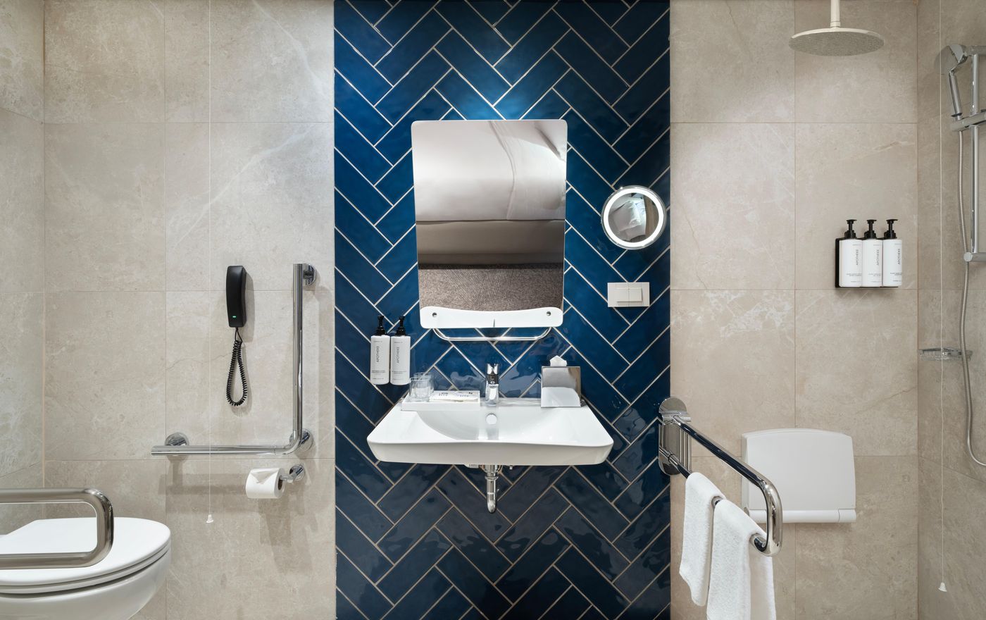 Crowne-Plaza-Istanbul-Ortakoy-Bosphorus-Room-28