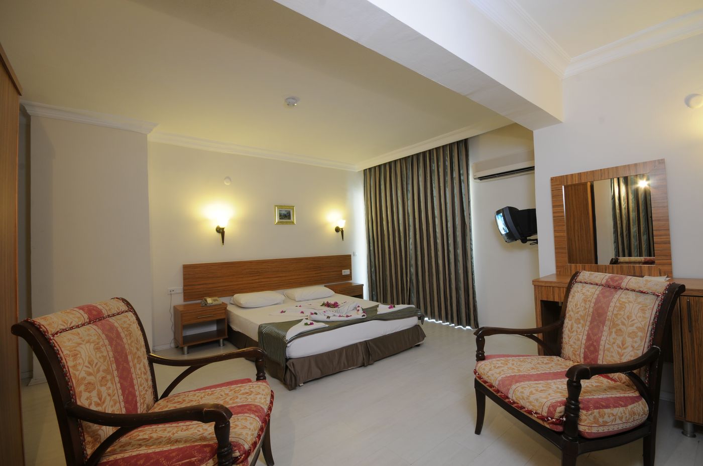 Cle-Seaside-Hotel-Room-20