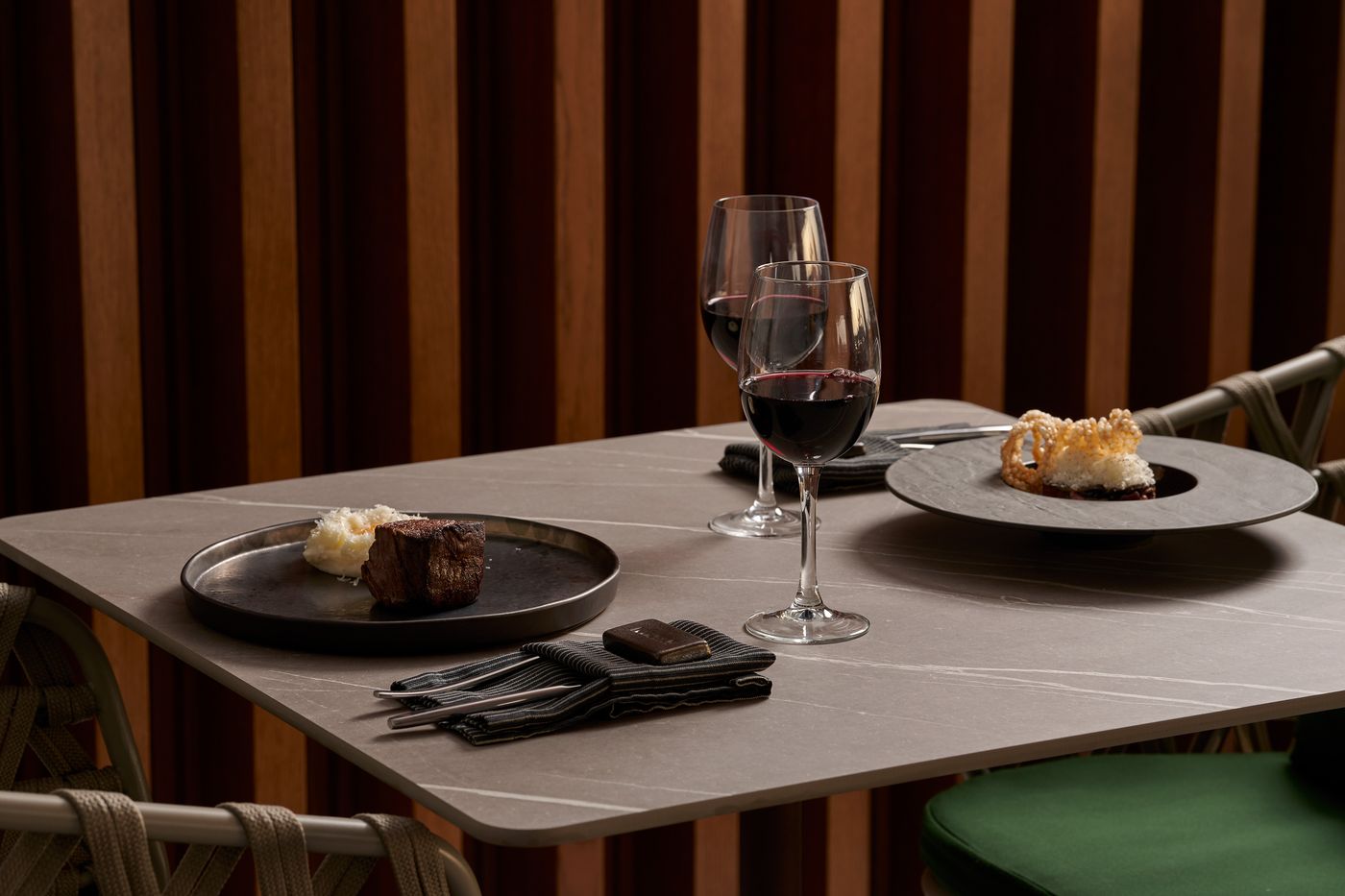 Kouros-Hotel---Suites-Restaurant-59