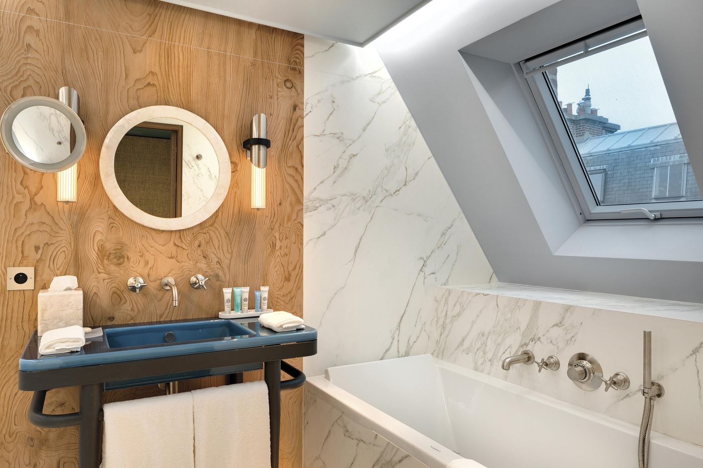 La-Demeure-Montaigne-Room-53