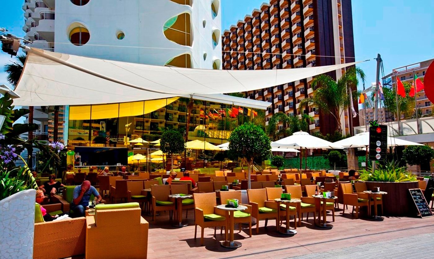 Riviera-Beachotel-Terrace-6