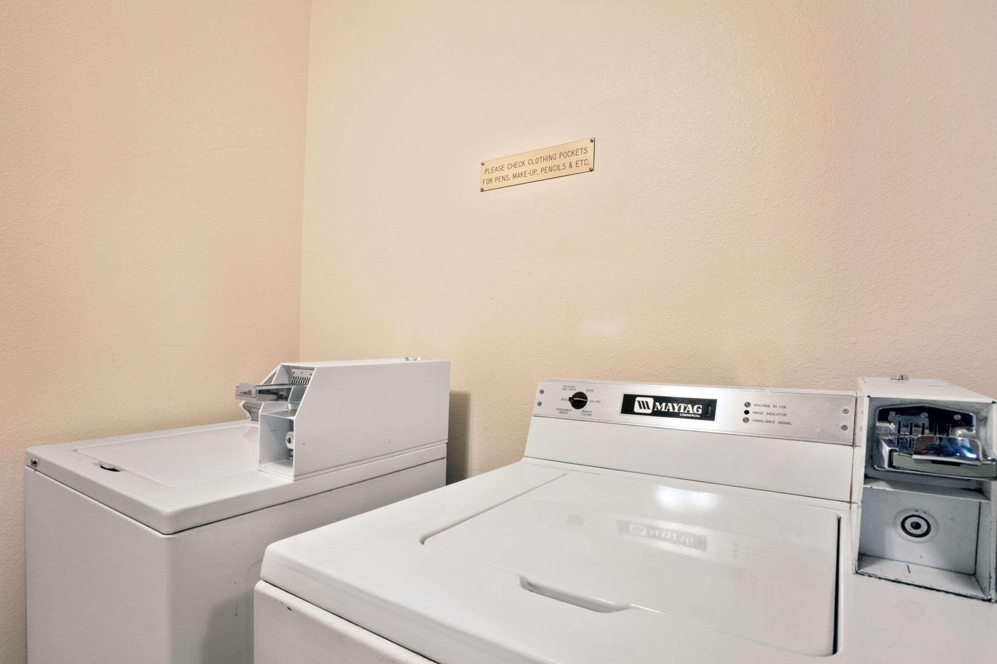 Ramada by Wyndham Tukwila Southcenter-United States-Tukwila-General view-3