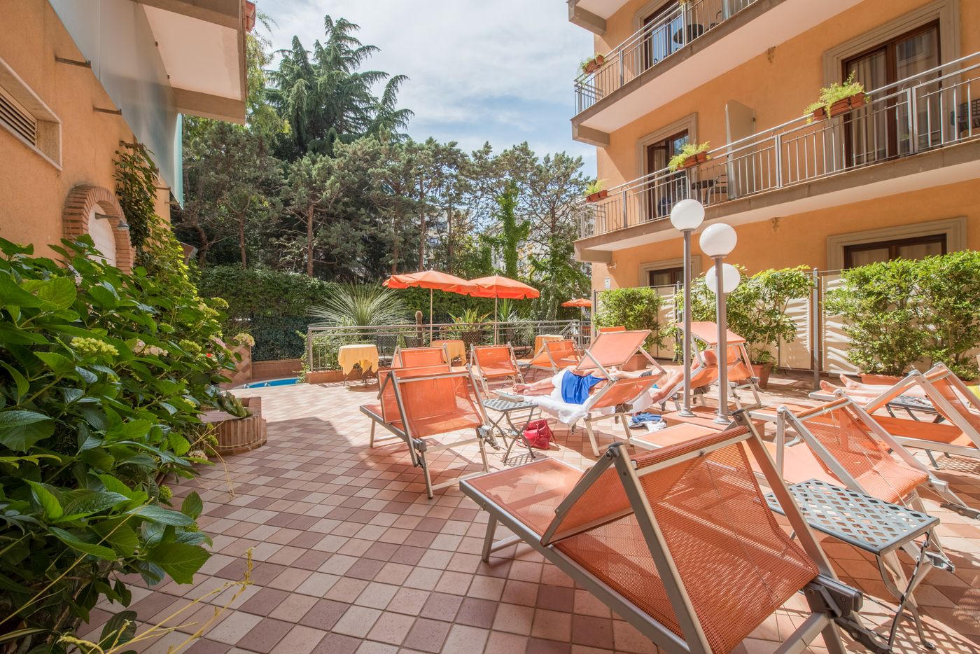 Michelangelo-Pool-12