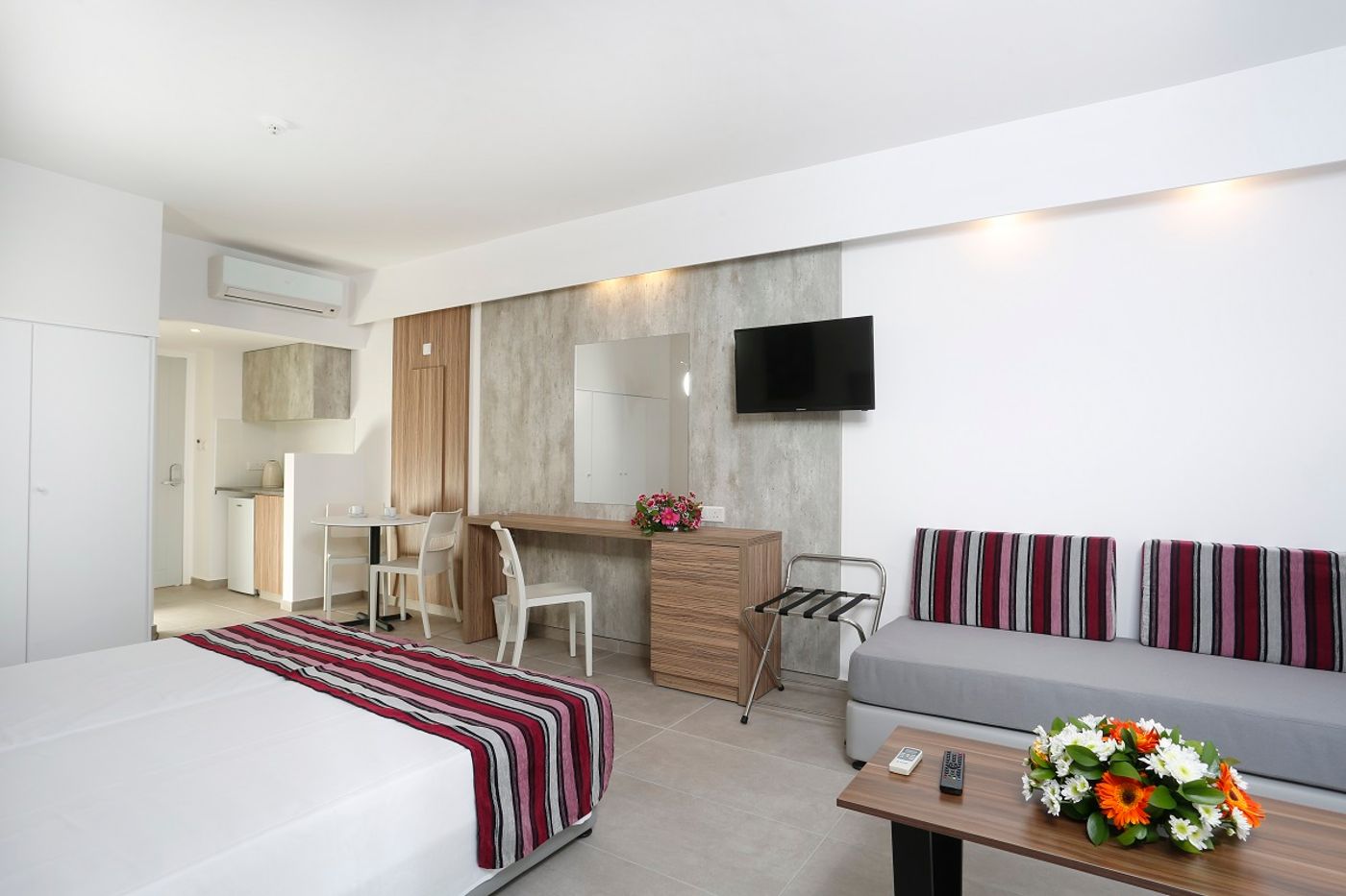 Aquasol-Holiday-Village-Room-20