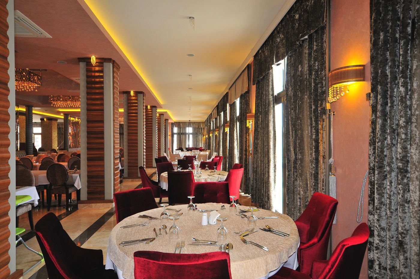 Golden-Rock-Beach-Hotel-Restaurant-17