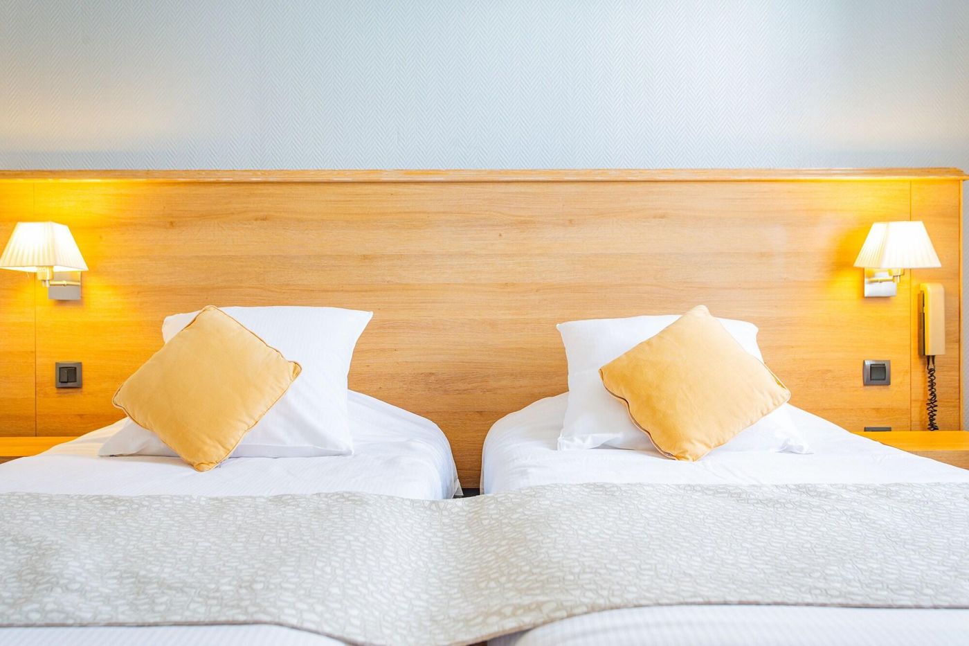 Hotel Du Port-France-SAINT-MARTIN-DE-RE-Room-10
