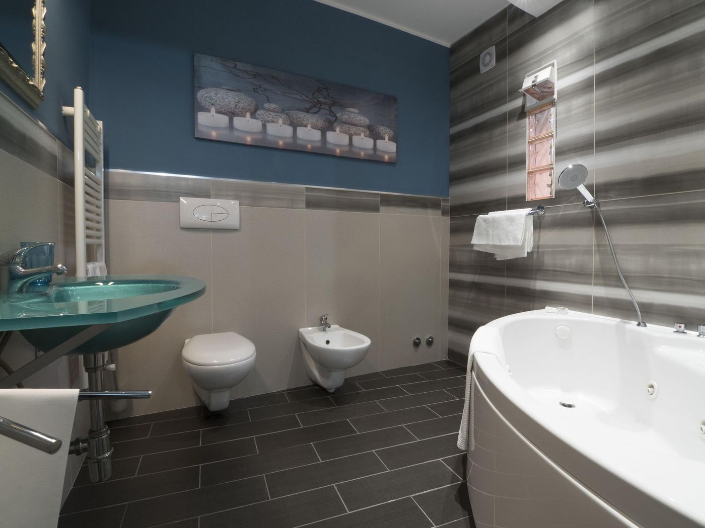 Marini-Bed-Breakfast-Room-19