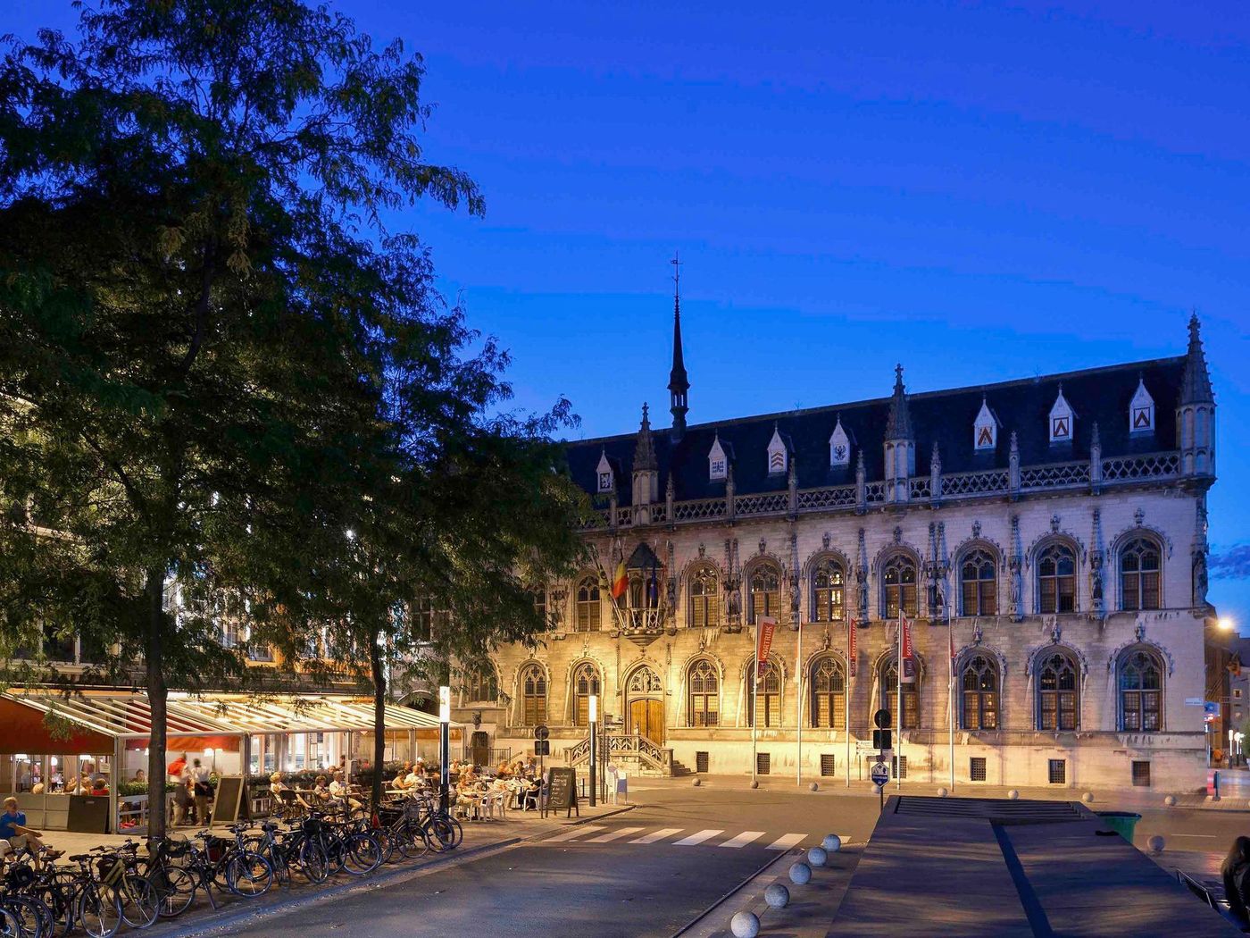 Le-Louise-Hotel-Brussels-General-view-9