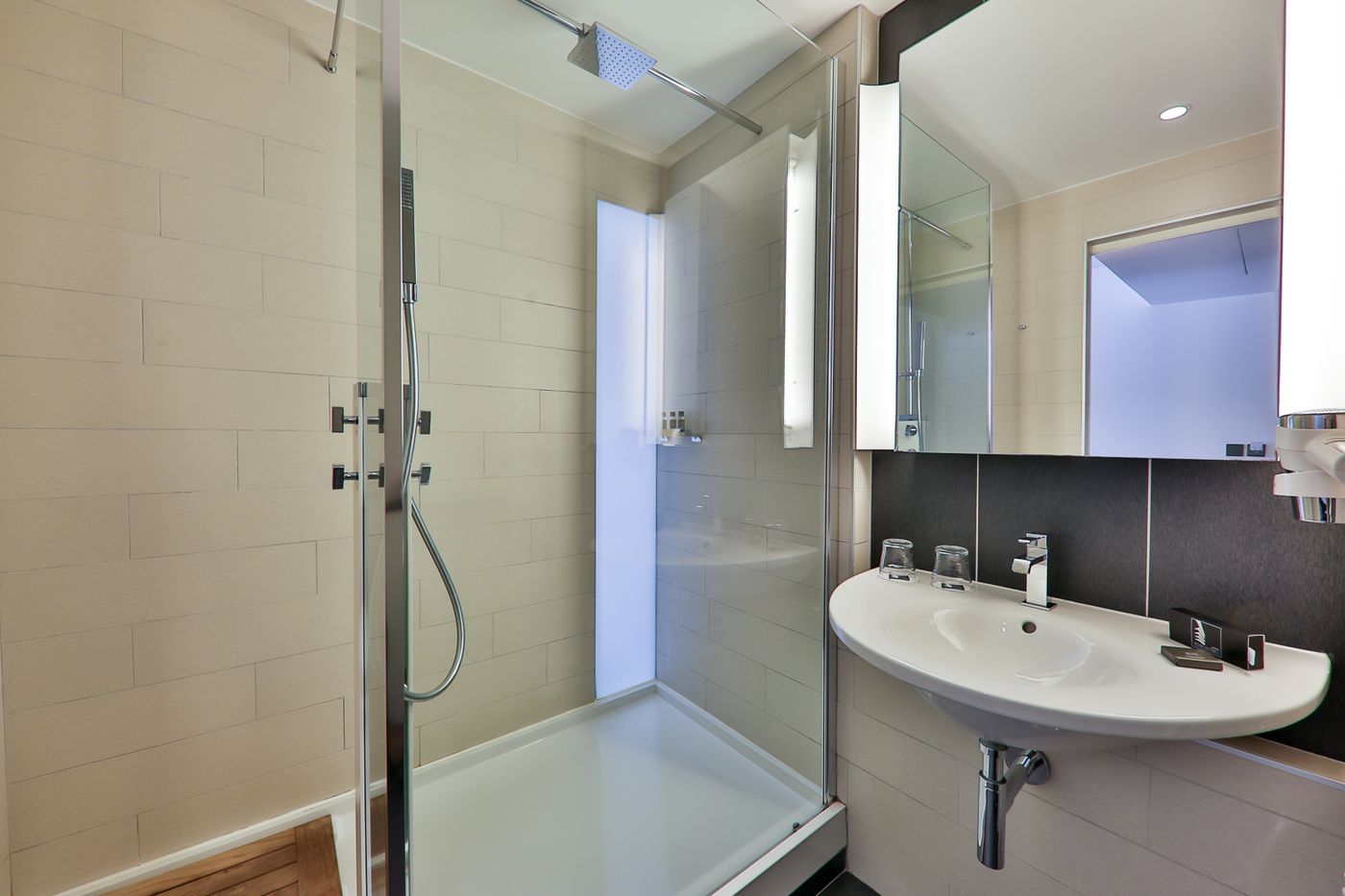 Royal-Antibes-Room-34