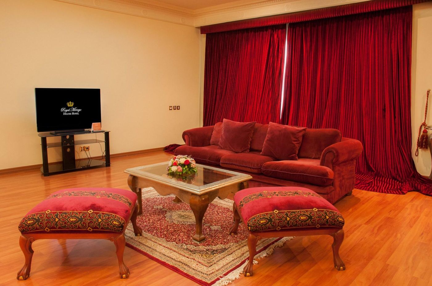 Royal-Mirage-Deluxe-Room-29