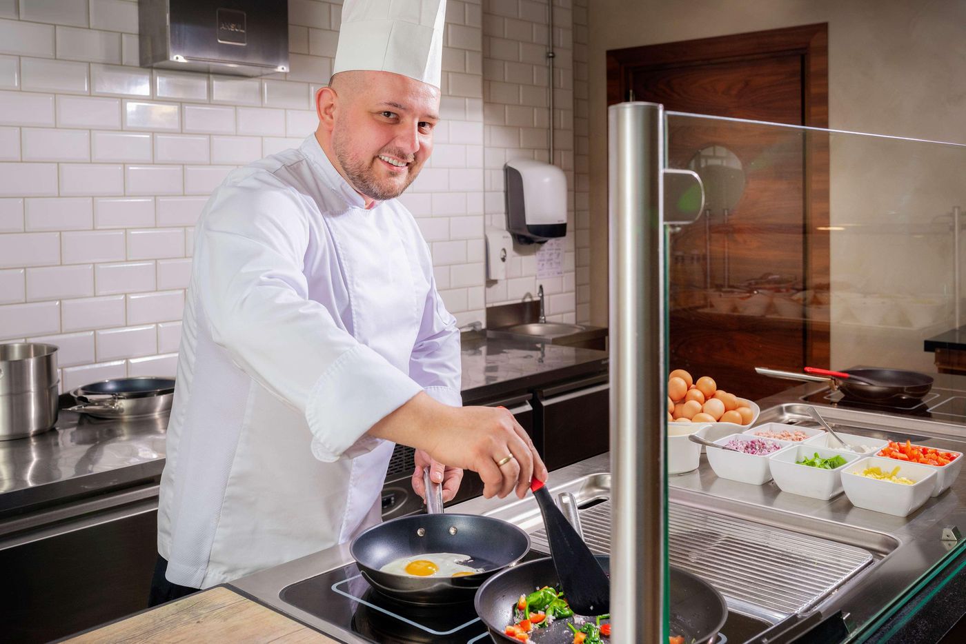 DoubleTree-by-Hilton-Krakow-Hotel---Convention-Cen-Restaurant-51