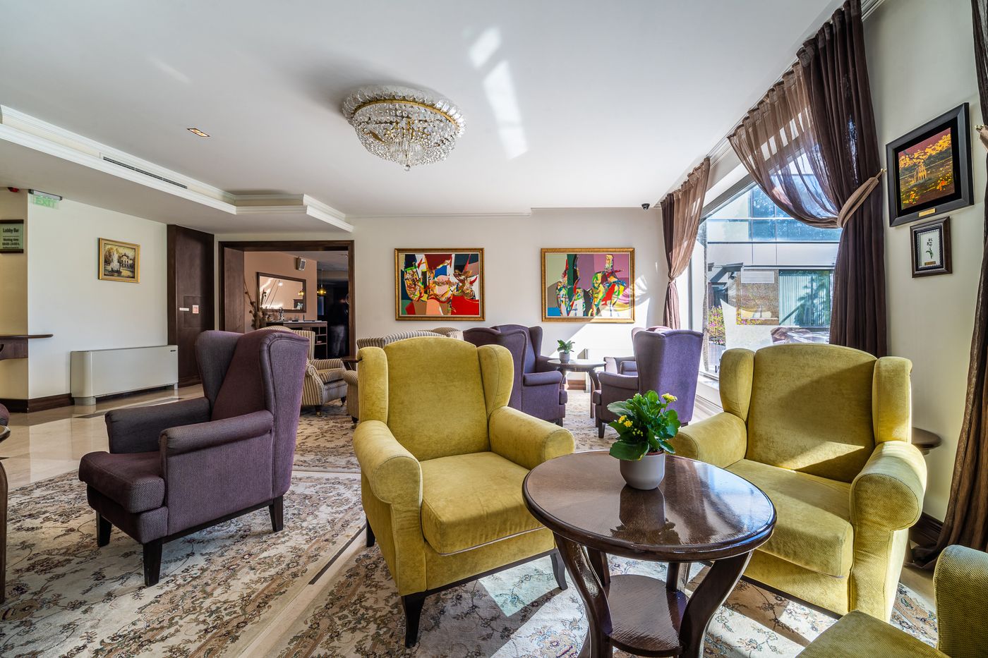 Imperial-Plovdiv-a-member-of-Radisson-Individuals-Lobby-7