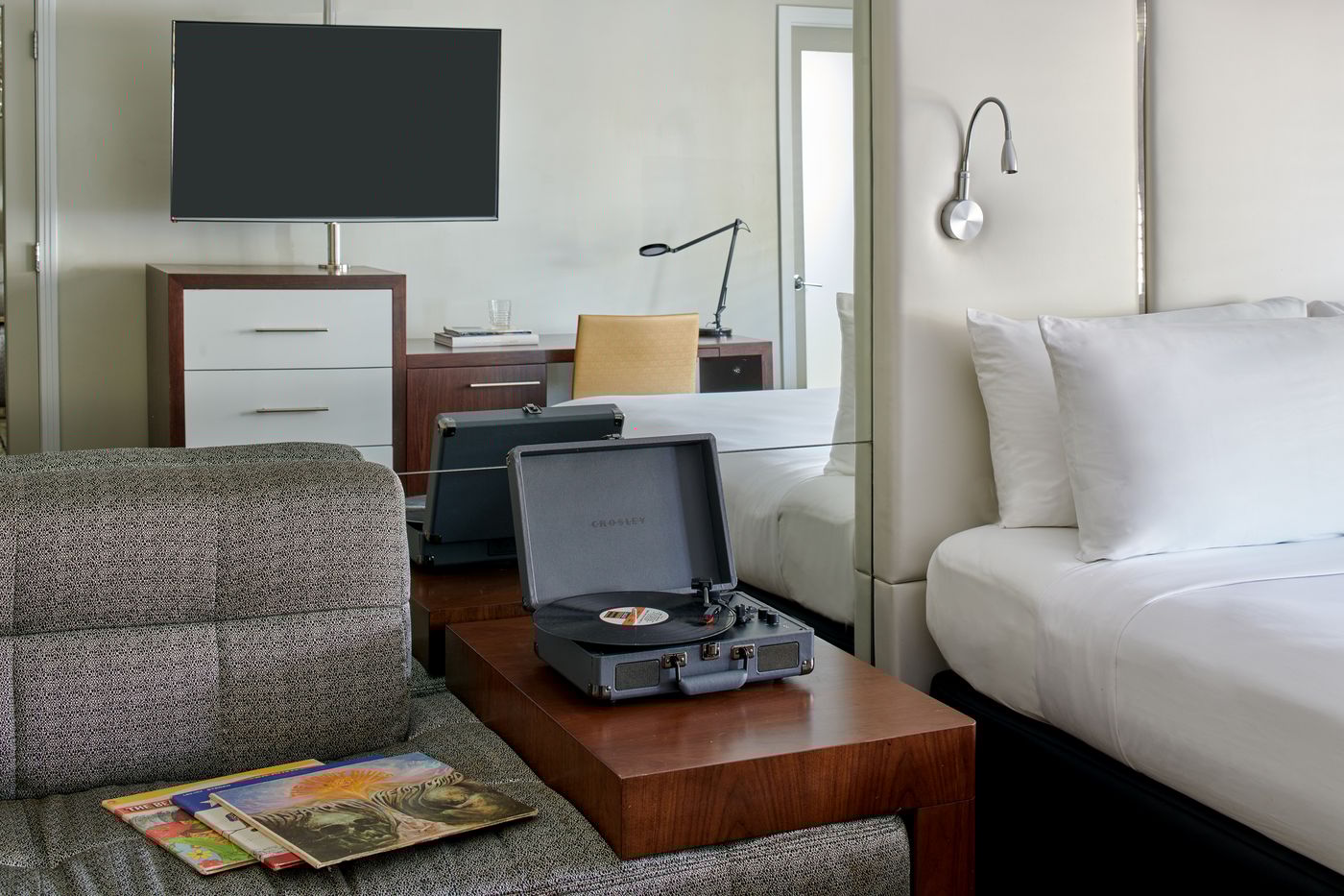 Grafton-On-Sunset-Room-29