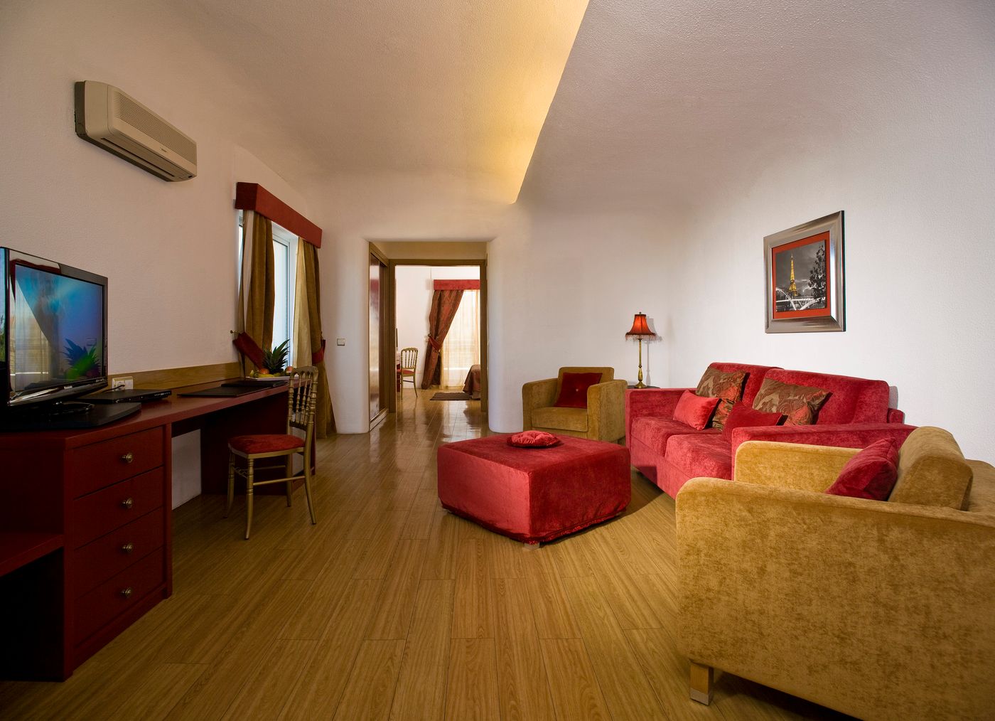 Alcazar-Hotel-Room-25