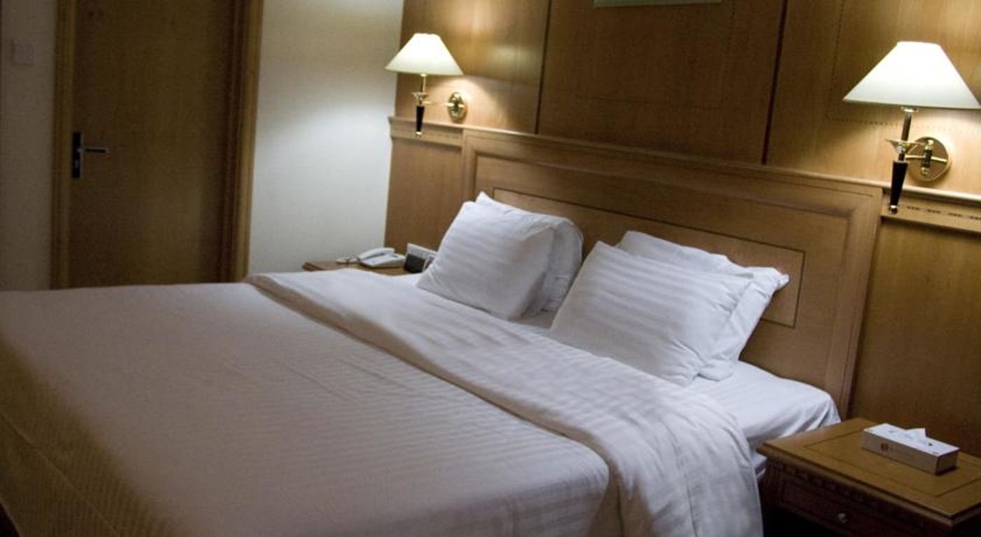 Swiss International Palace Hotel Manama-Bahrain-Manama-Room-9