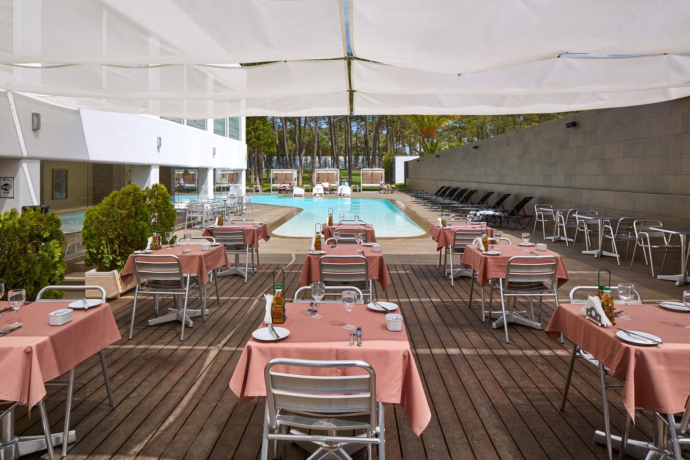 Alcazar-Hotel-Pool-4