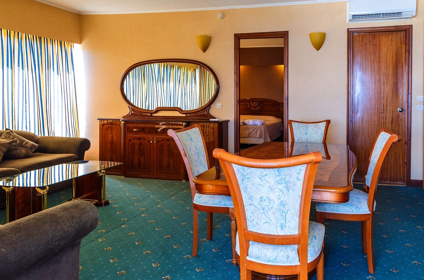 Dodeca-Sea-Resort-Room-30