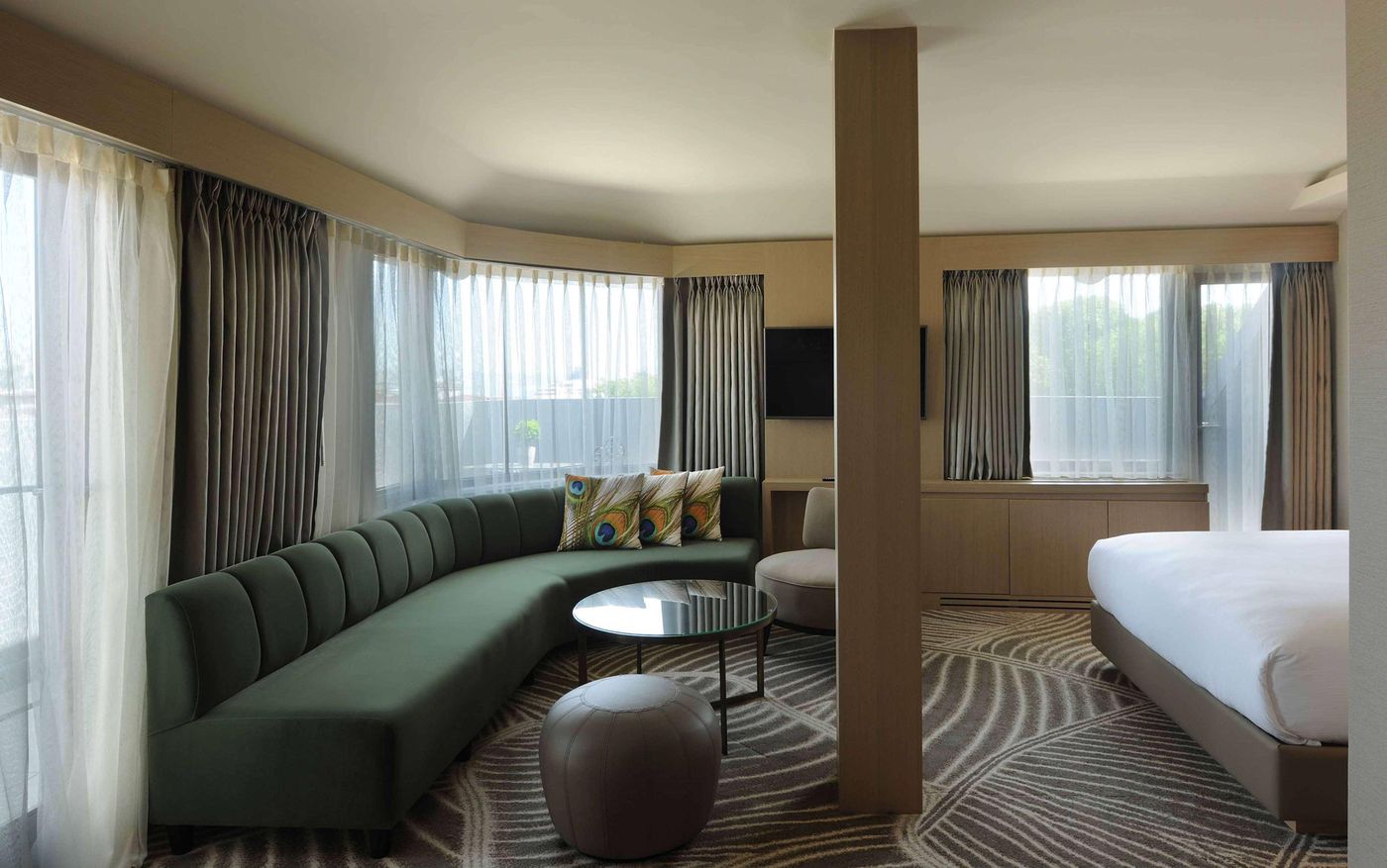 Doubletree-By-Hilton-Istanbul-Sirkeci-Room-36