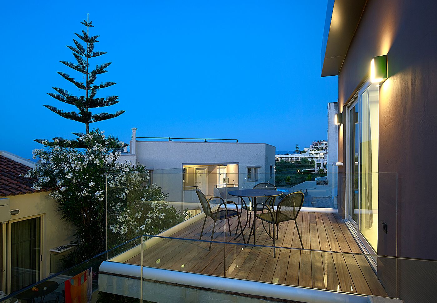 Elotis-Suites-Room-8