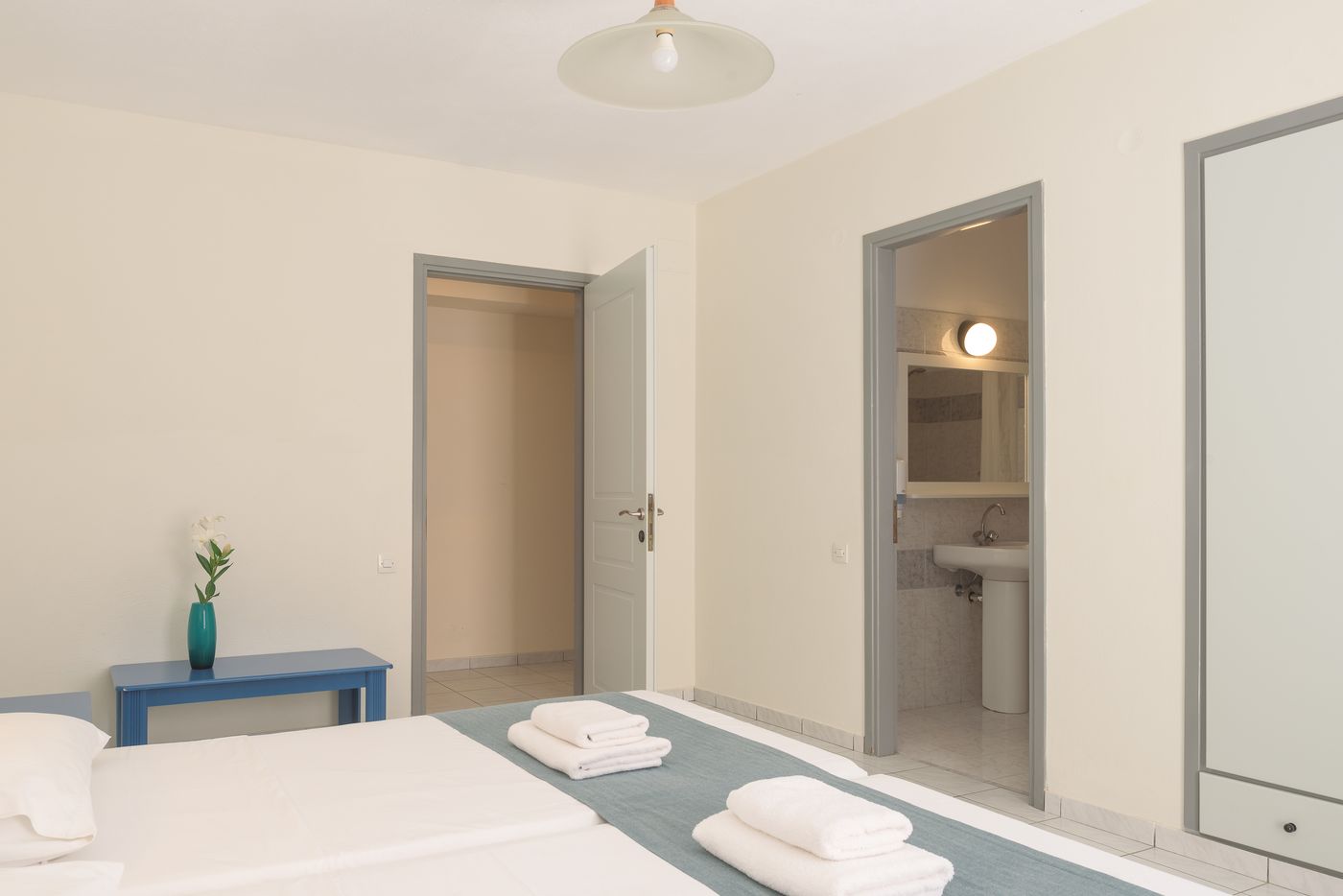 Hersonissos-Central-Room-55