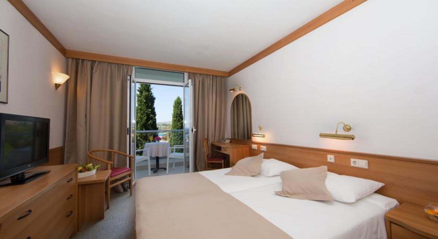 Astarea 2 Hotel