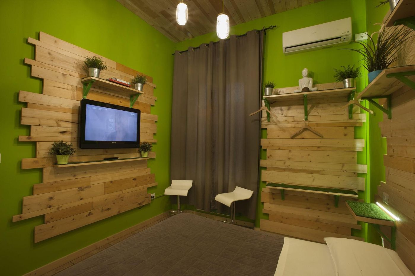 Marini-Bed-Breakfast-Room-15