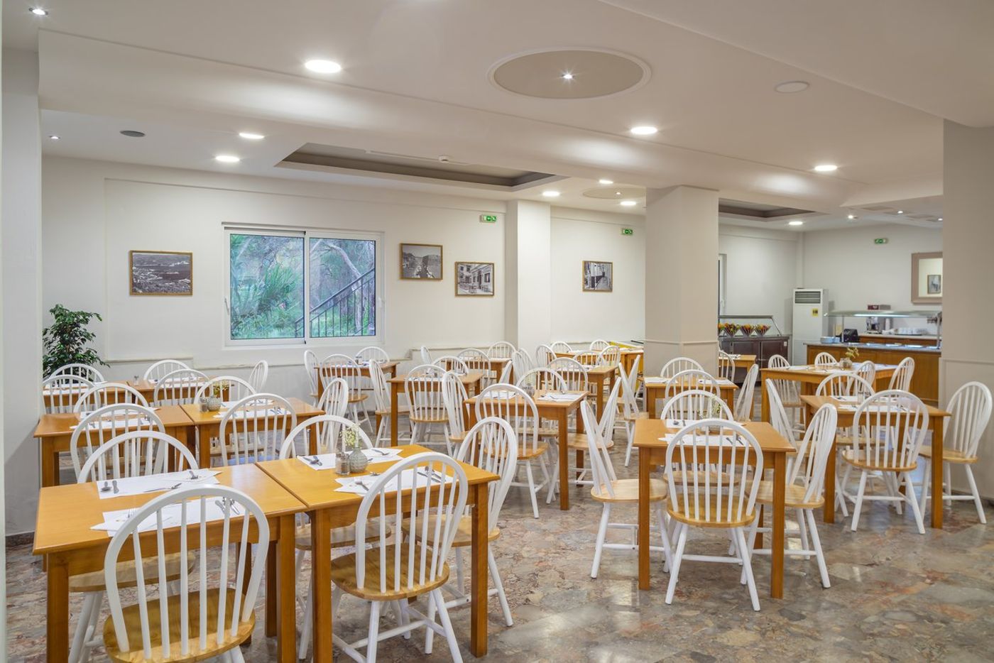 Gemini-Restaurant-21