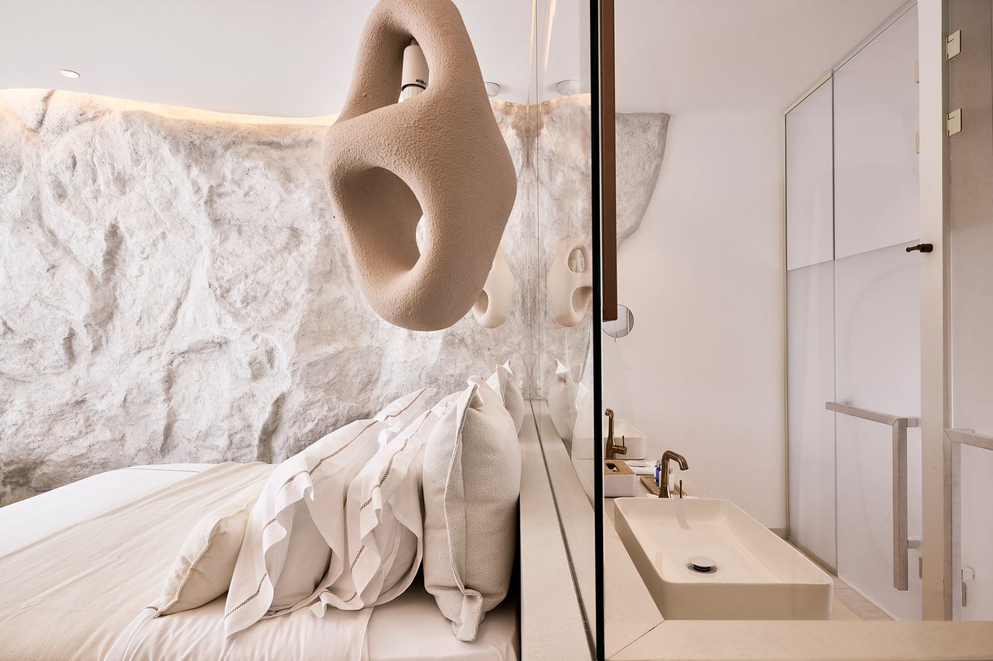 Ethereum-Mykonos-Room-15