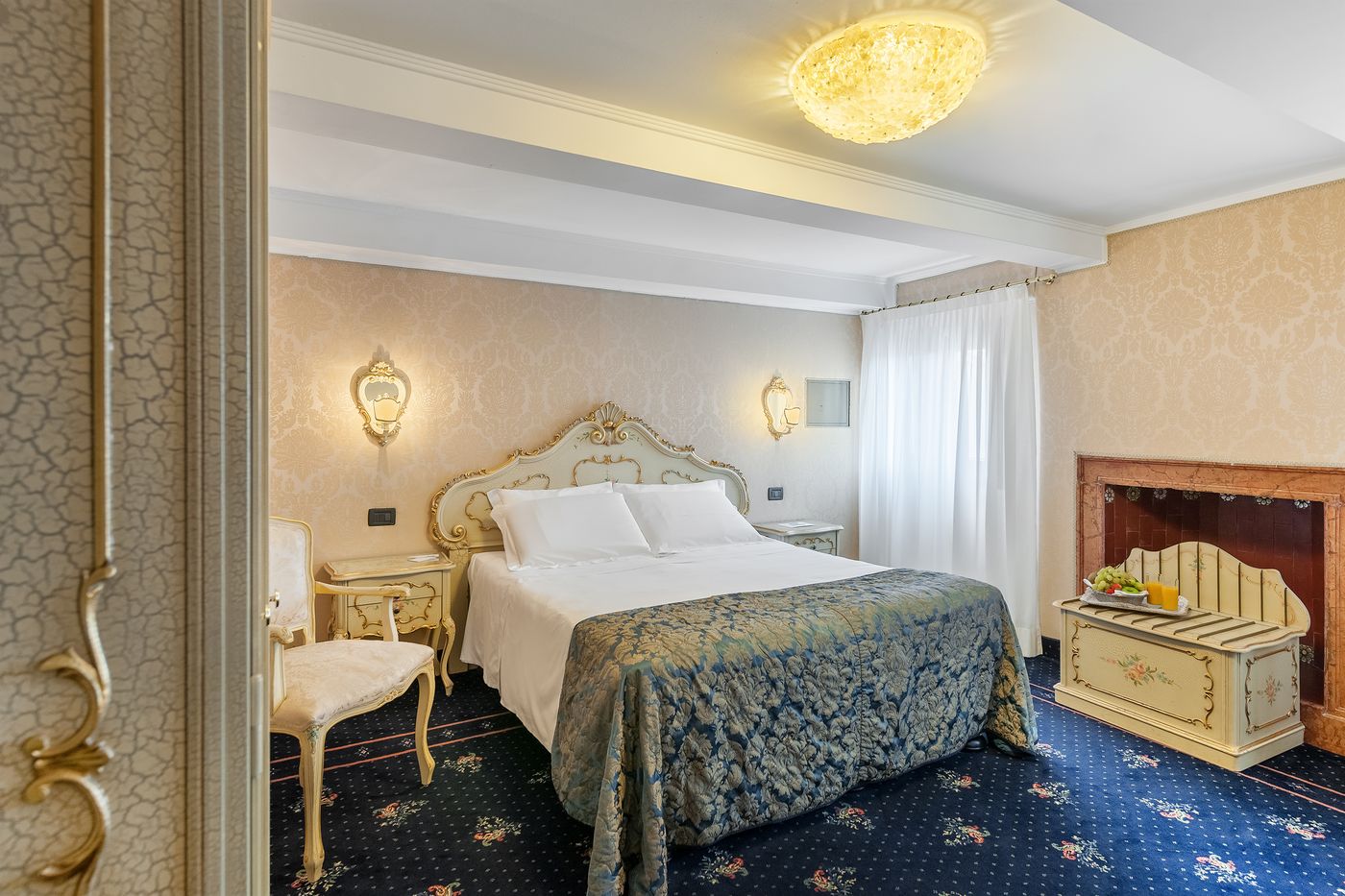 Hotel-Montecarlo-Room-21