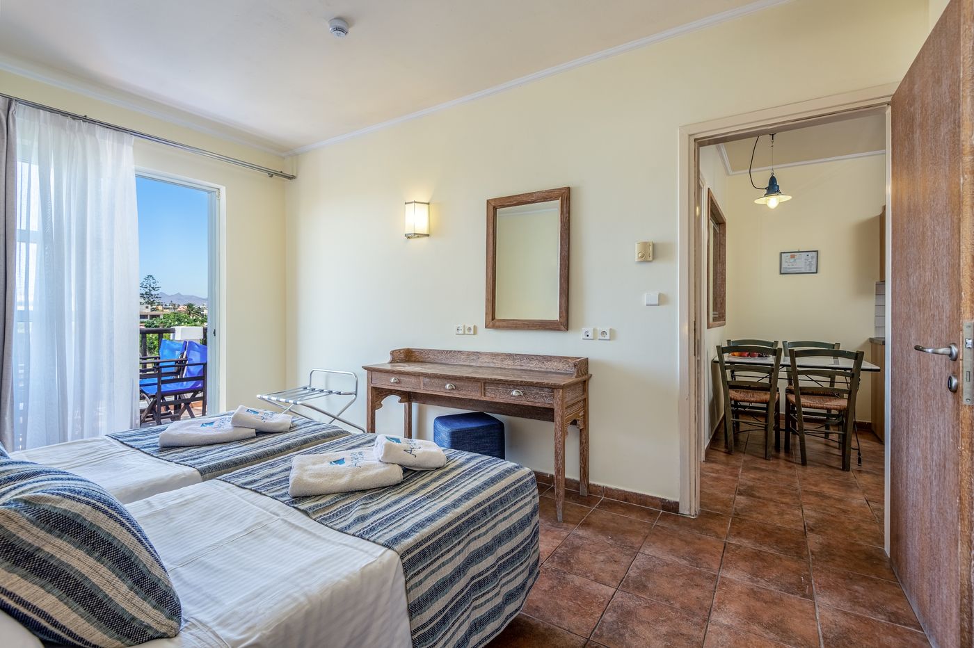 Aegean-Houses-Room-38