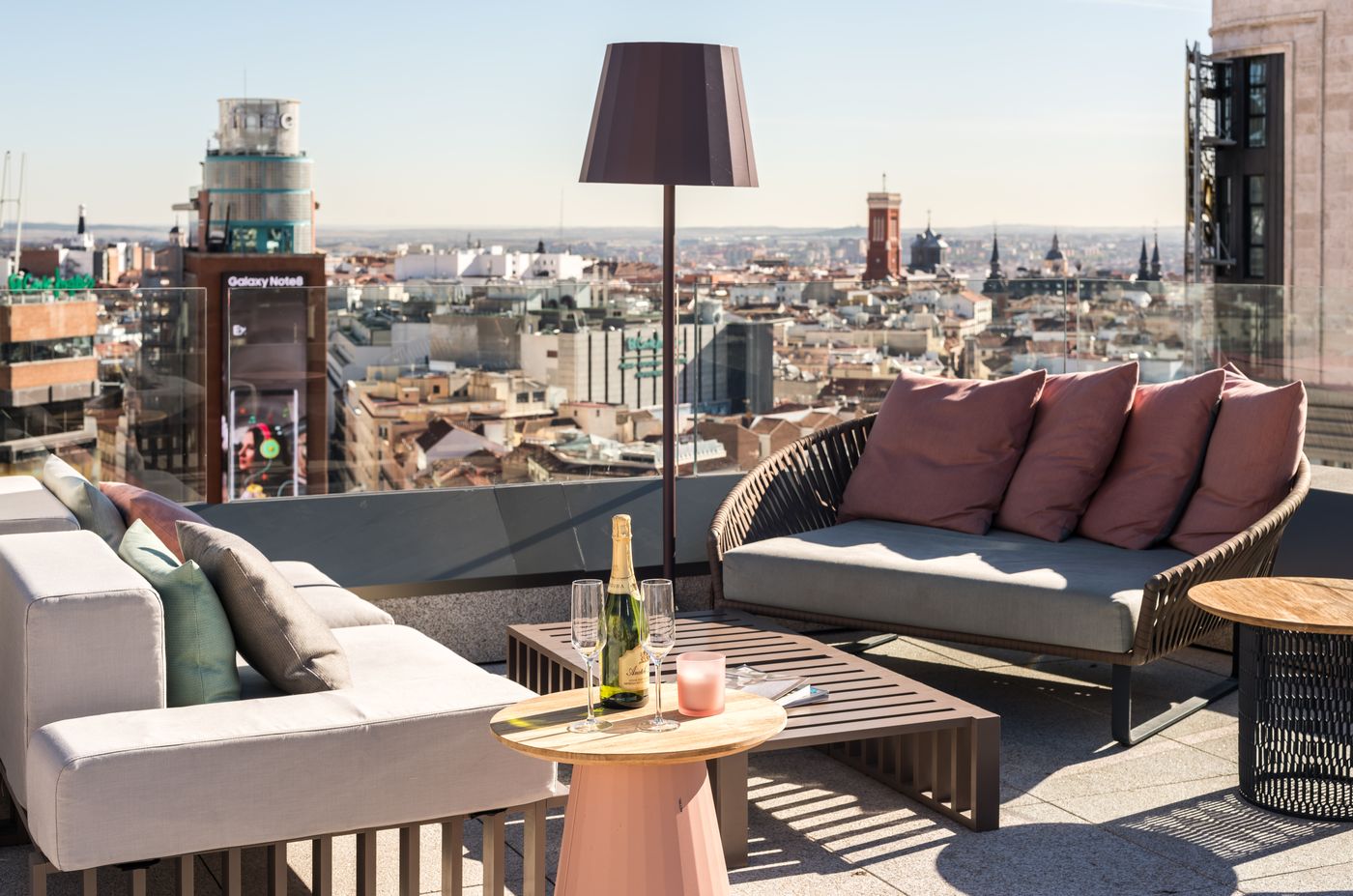 Gran-Via-Centric-II-Terrace-42