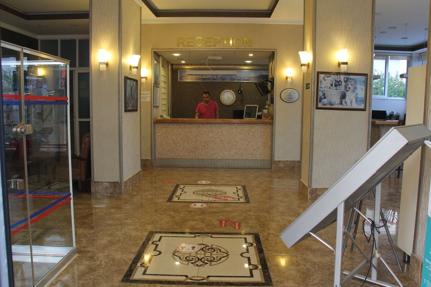Tekin Apartments
