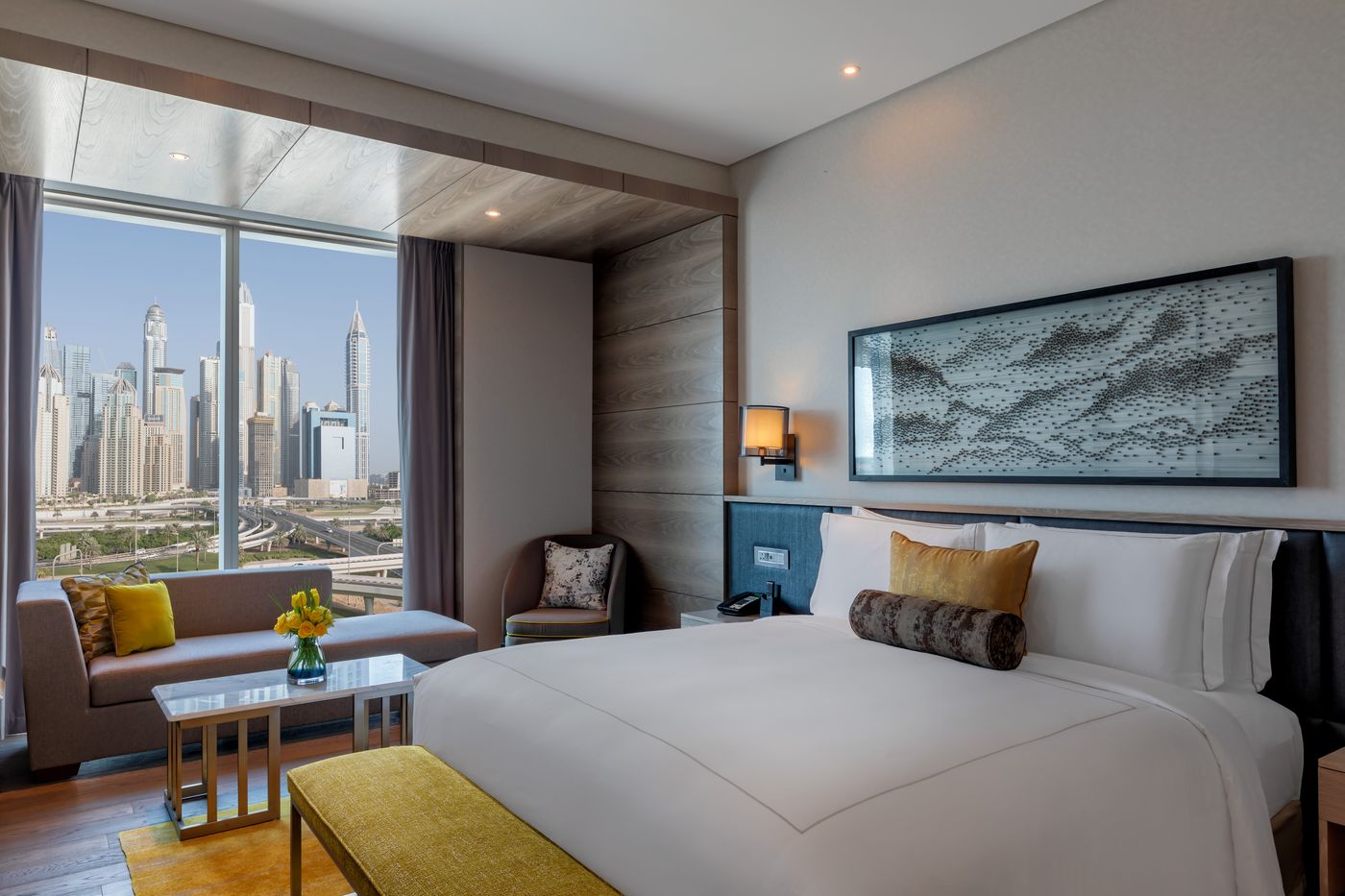 Taj-Jumeirah-Lakes-Towers-Dubai-Room-3