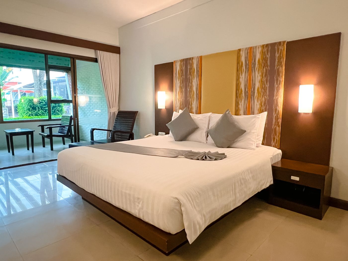 Patong-Resort--SHA-Extra-Plus--Room-24