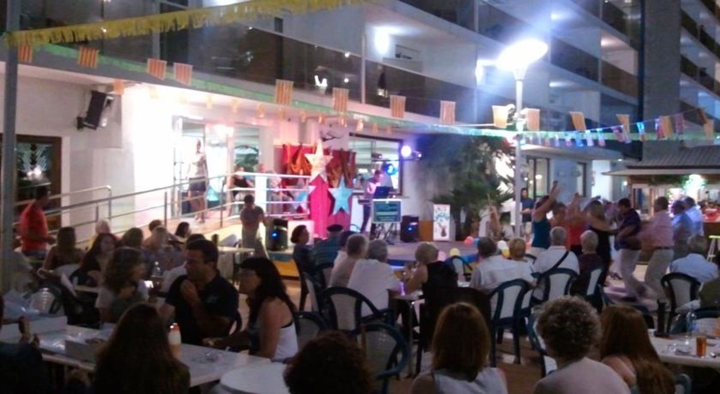 Riviera-Hotel-Sports-and-Entertainment-55