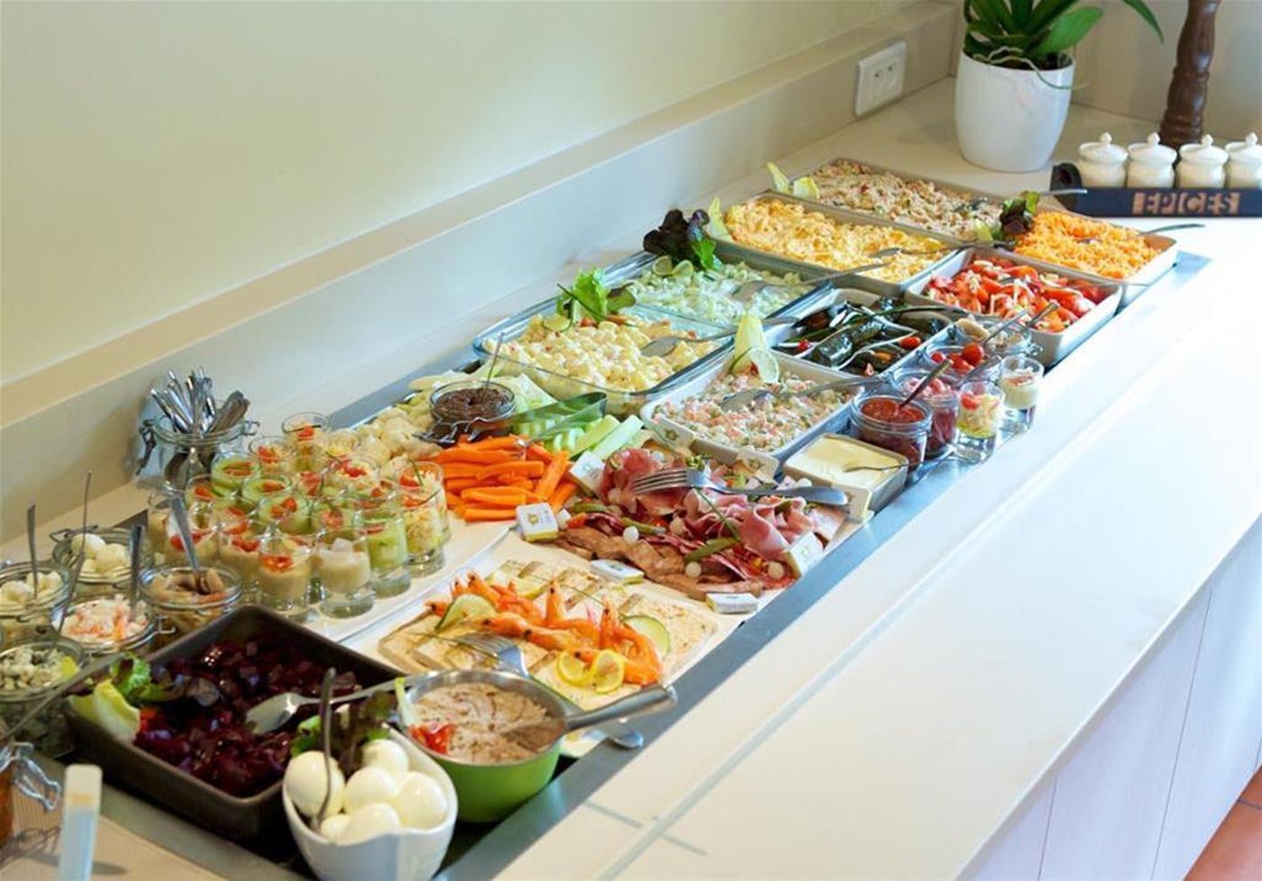 Kyriad Marseille Est Aubagne Gémenos-France-GÉMENOS-General view-3