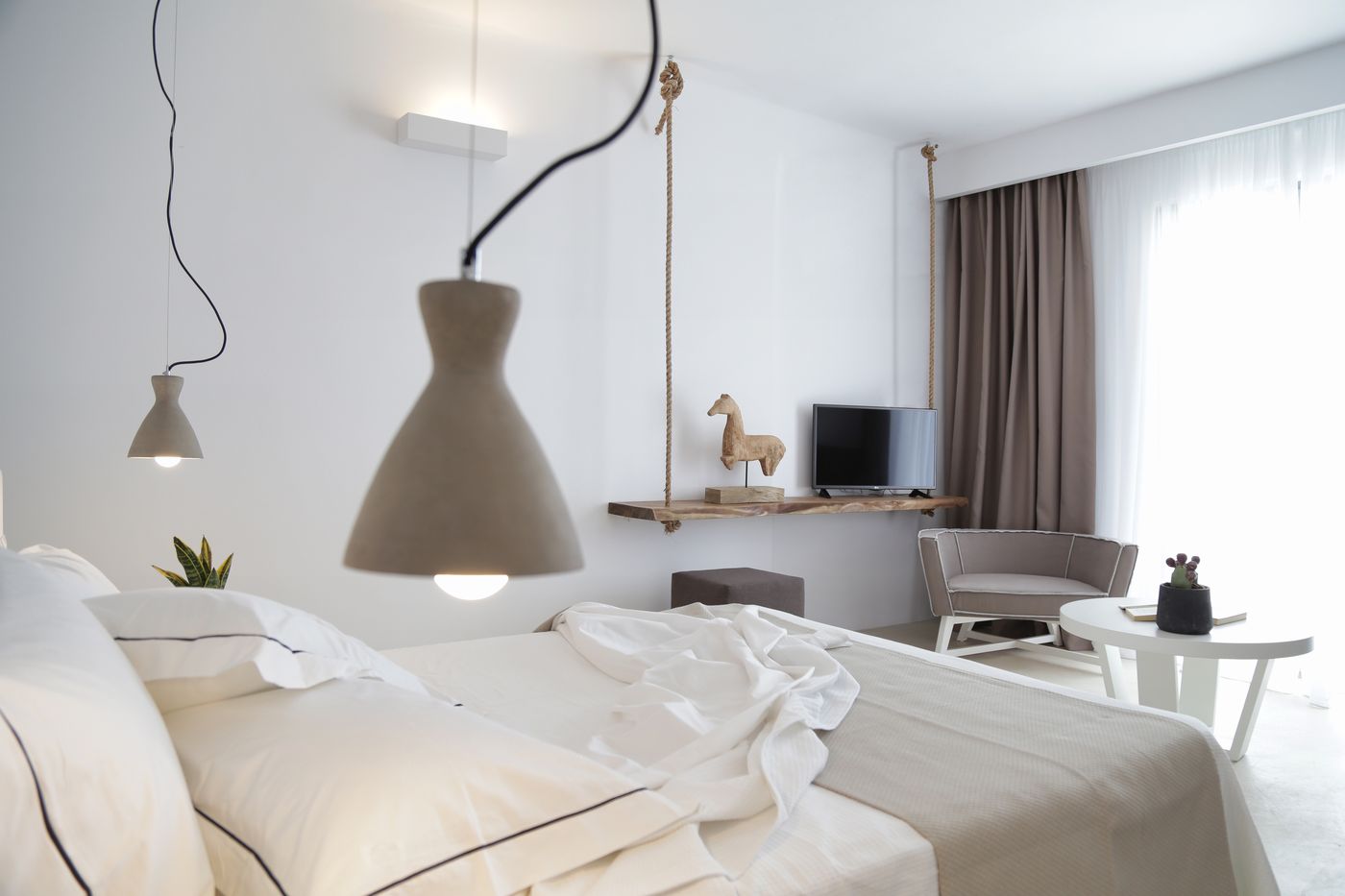 Livin-Mykonos-Hotel-Room-28