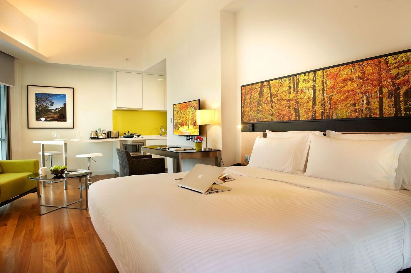 The Signature Hotel & Serviced Suites Kuala Lumpur-Malaysia-Kuala Lumpur-Room-5