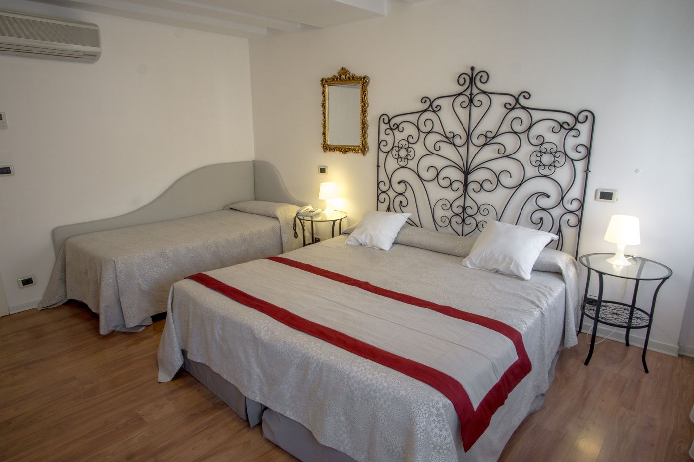 Antigo-Trovatore-Room-21