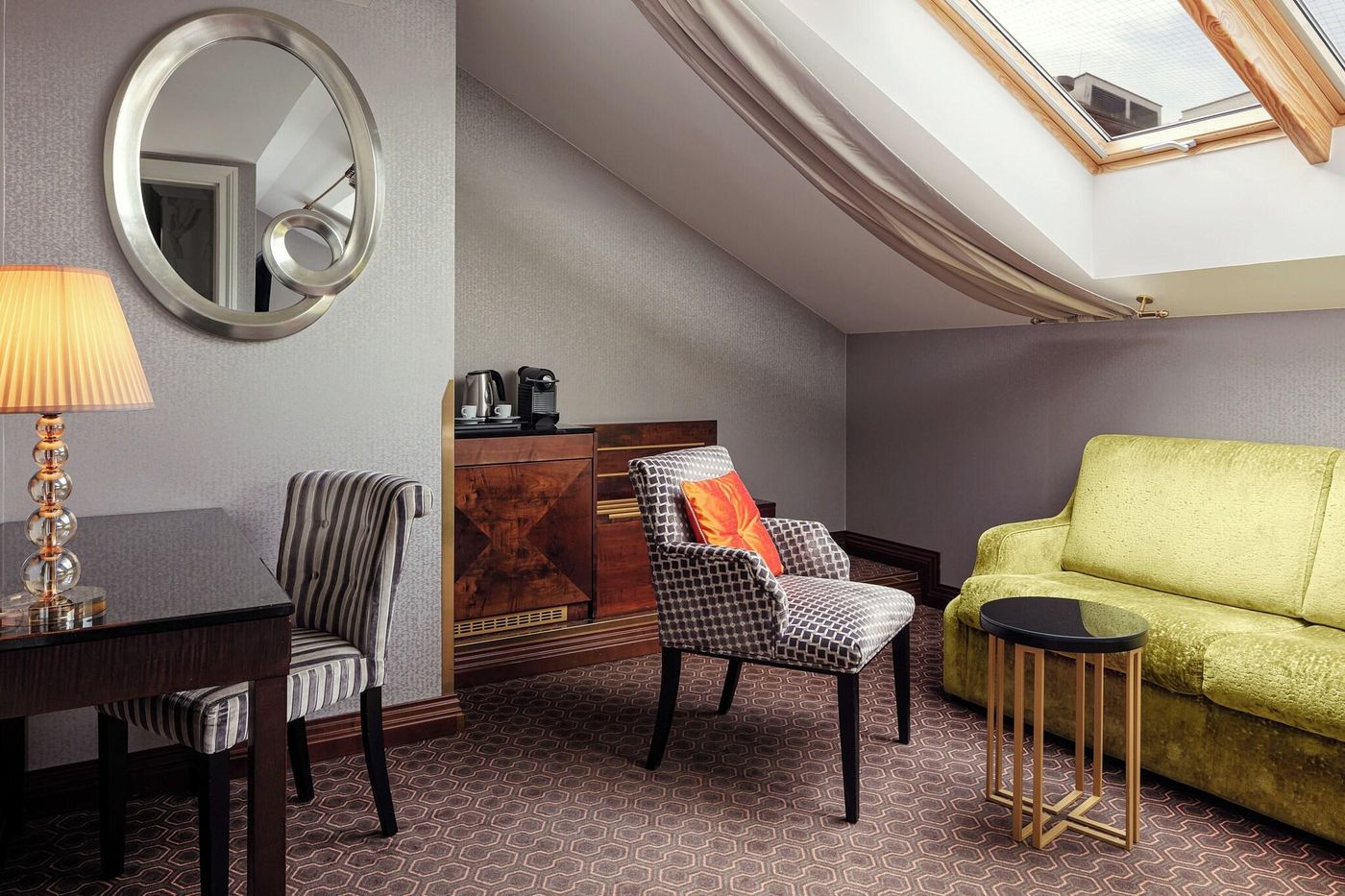 Cosmopolitan-Hotel-Prague-Room-8
