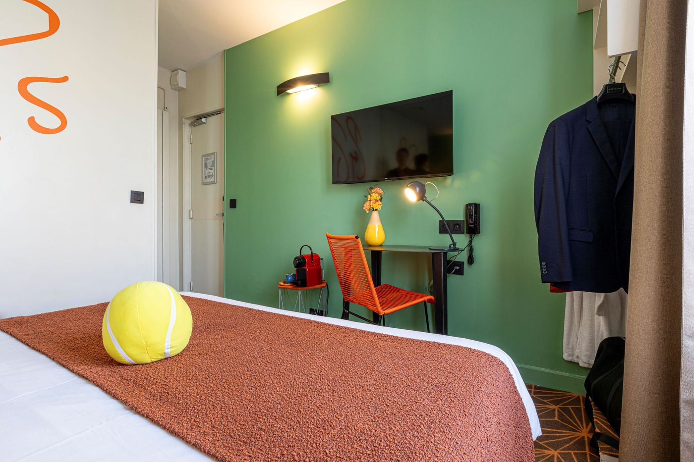 Hotel-Olympic-Paris-Boulogne-by-Patrick-Hayat-Room-26