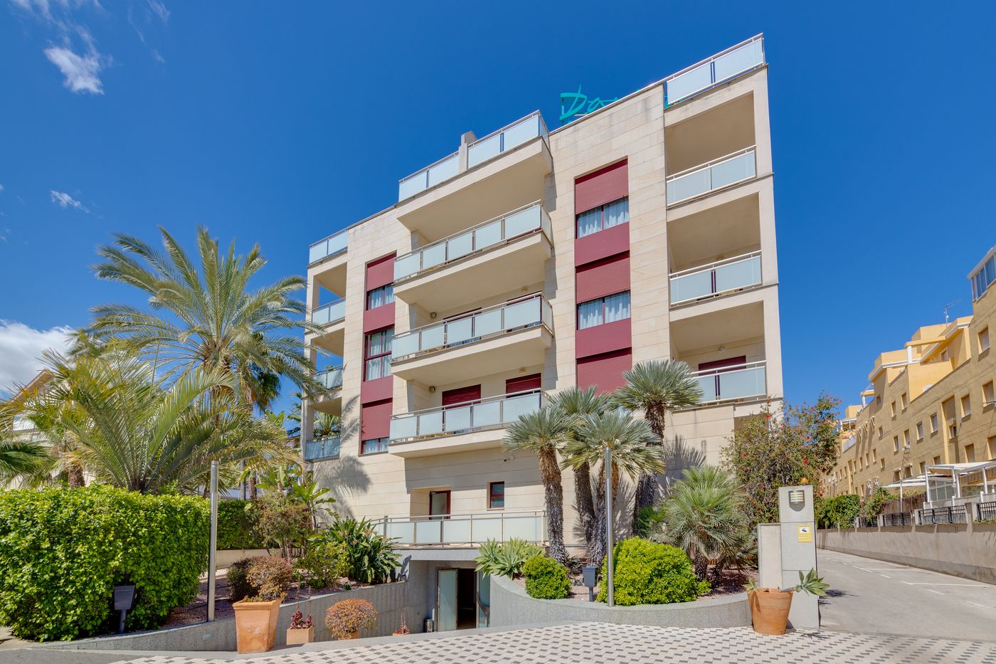 Daniya-Denia-Spa---Business-General-view-6